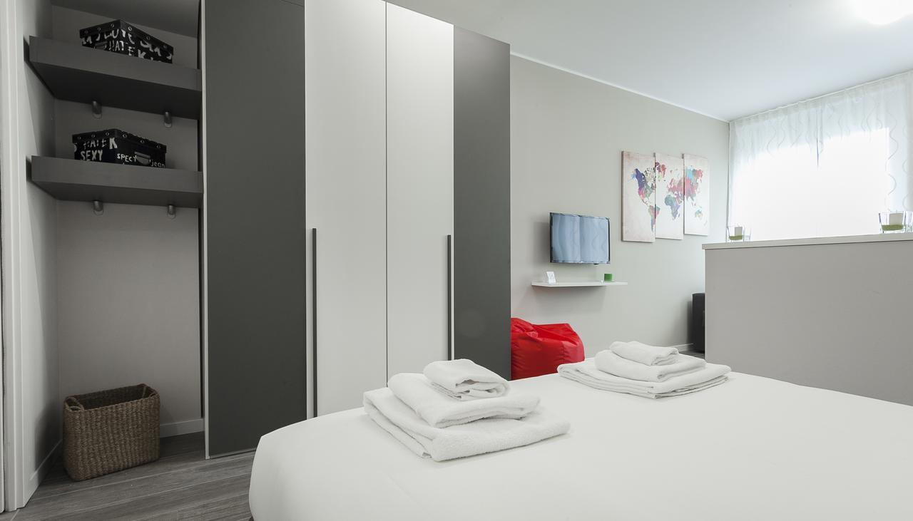 Italianway-cadorna 10b * Milano